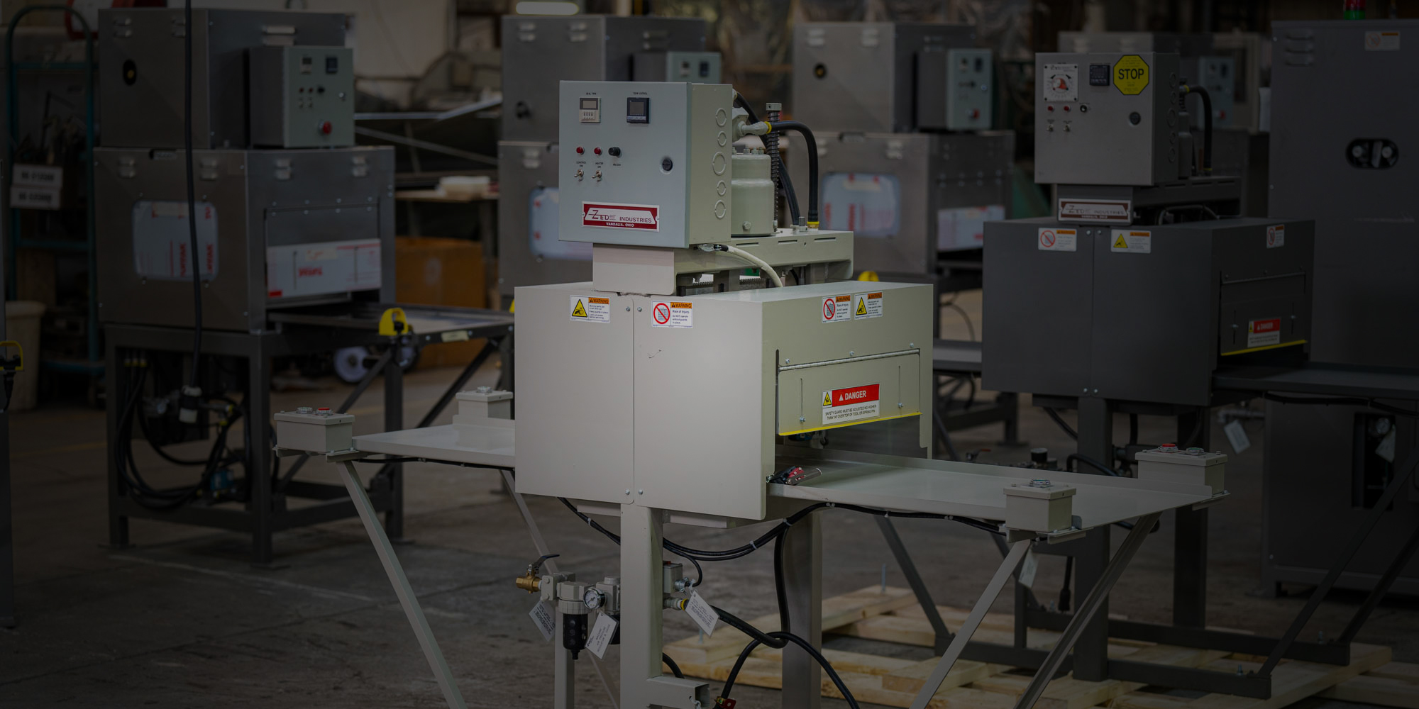 Plastic Container Packaging Machine - Zed Industries